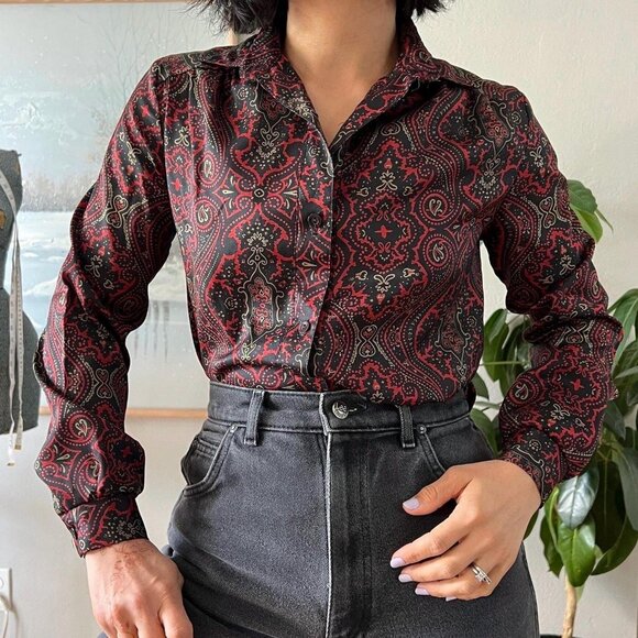 Vintage 80s long sleeve button down black red floral blouse size 6 petite - Picture 7 of 9